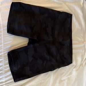 Lululemon Align 6”